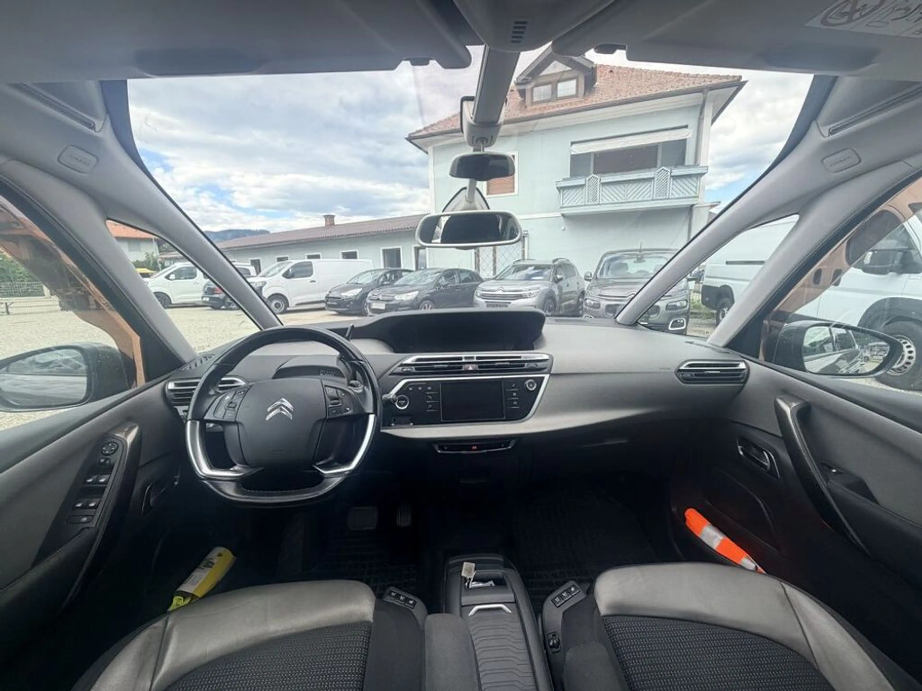 Citroen Grand C4 Picasso BHDi 120 EAT 6 Shine — photo 11