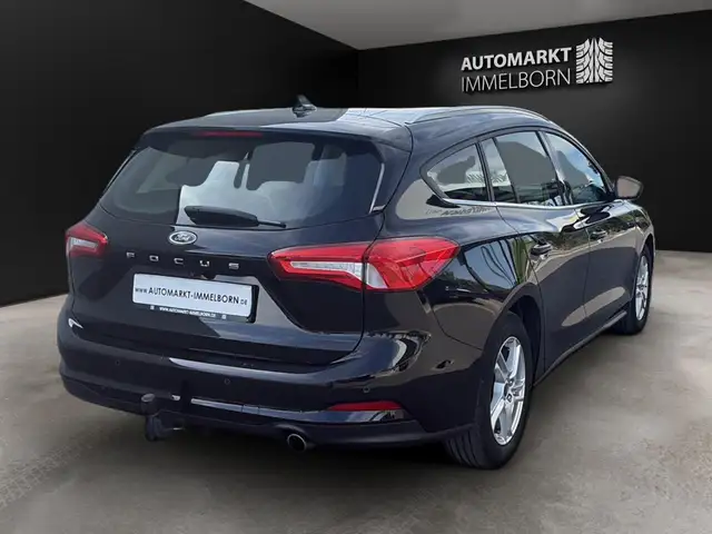 Ford Focus view 7