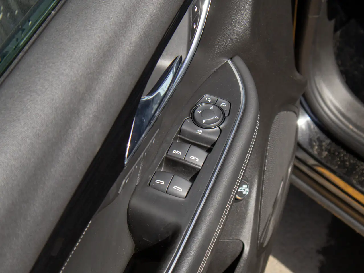 Buick Envision снимка Buick Envision