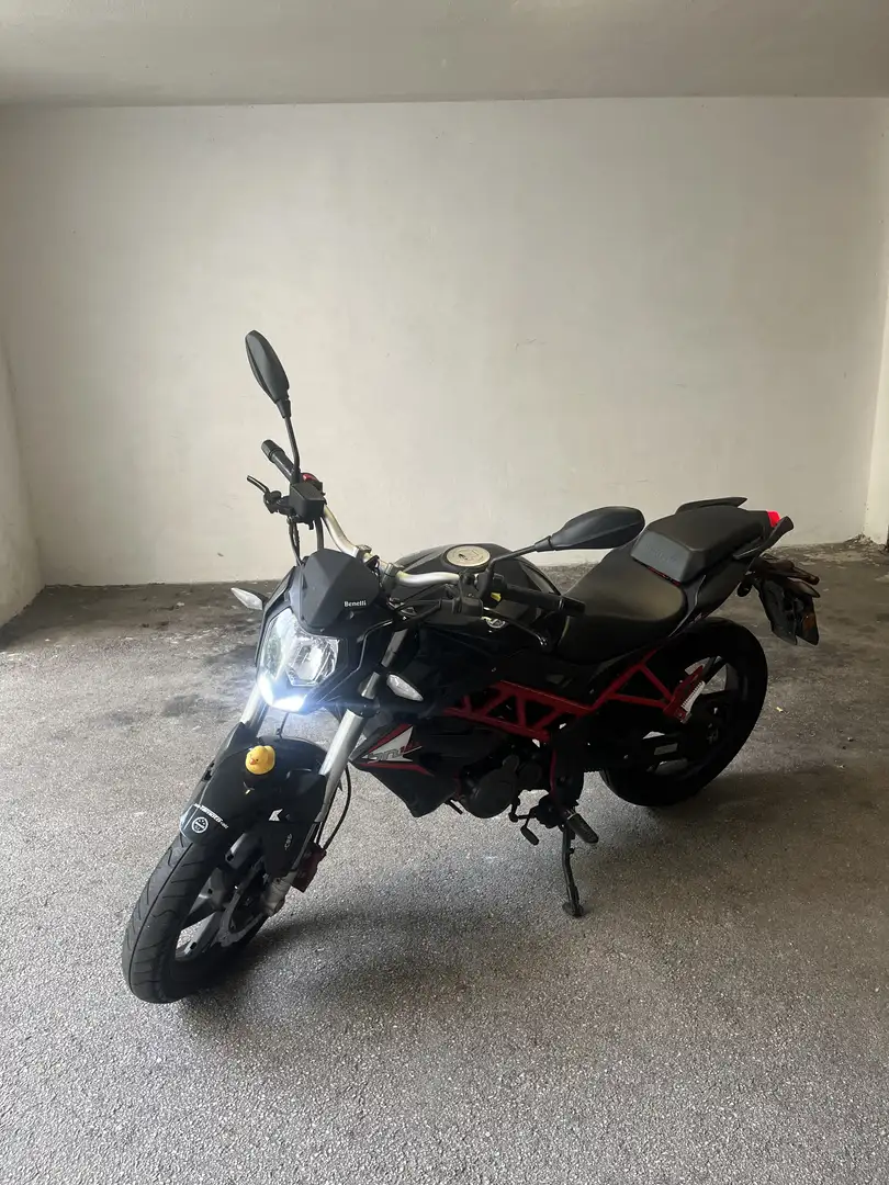Benelli BN 125 Negru - 2