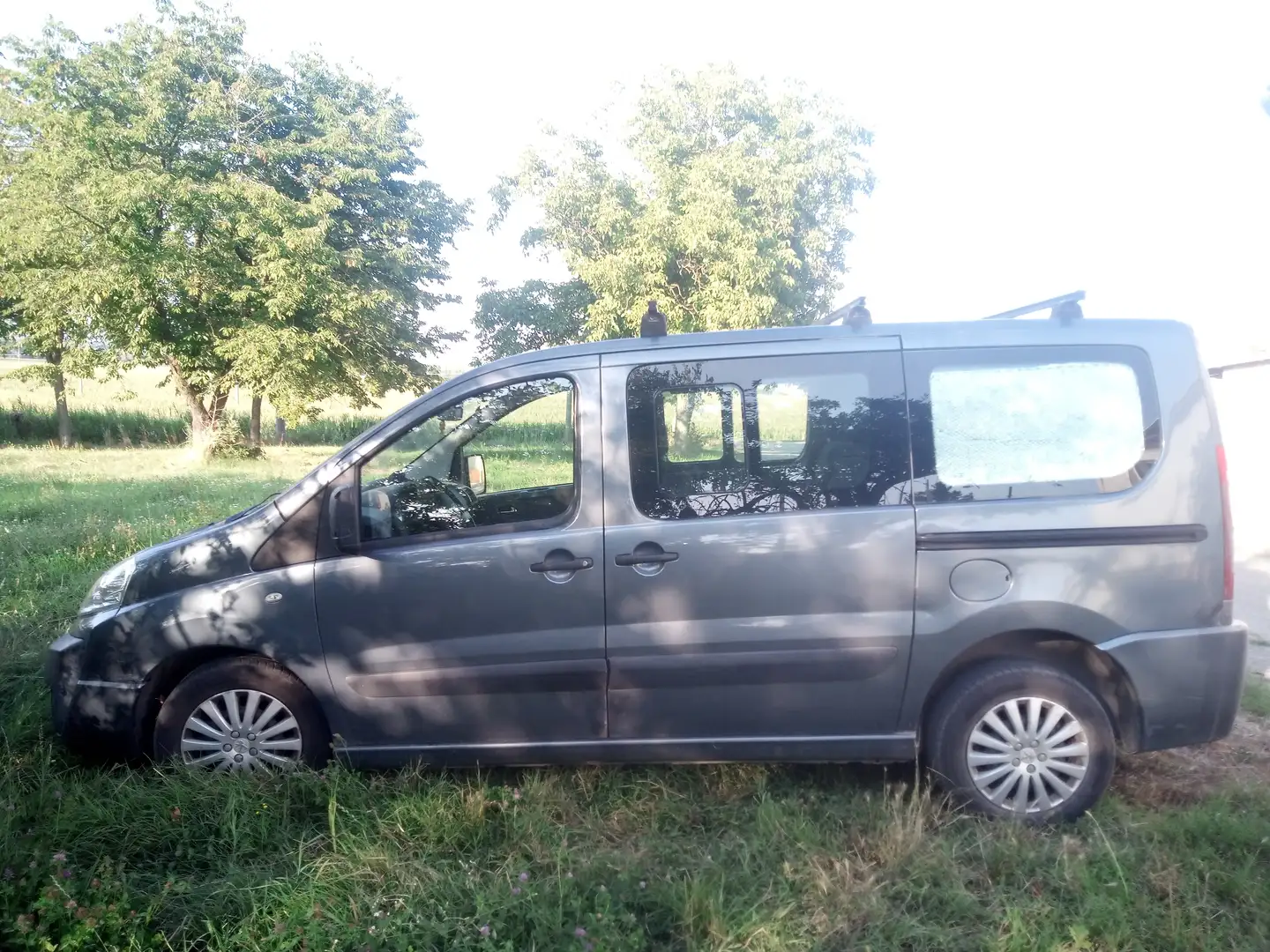 Peugeot Expert Expert Tepee 2.0 HDi 125CV FAP PC Allure 6P Grigio - 1