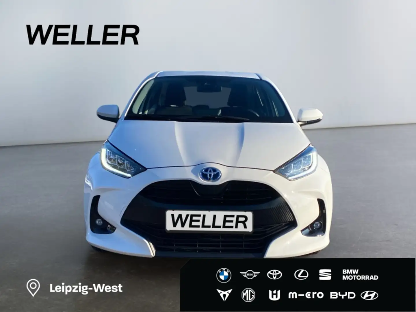Toyota Yaris Hybrid 1.5 Team D *ACC*CAM*CarPlay*Spurhalt* Weiß - 2