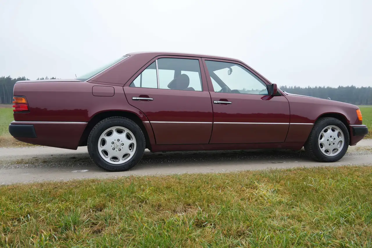Mercedes-Benz E 230 230 E, foto 10