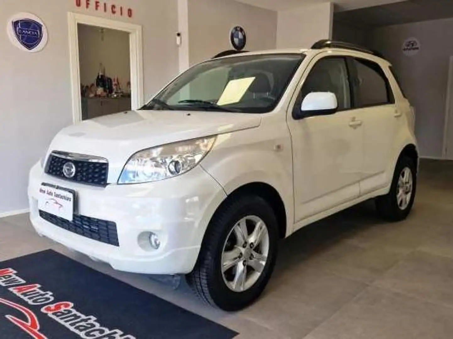 Daihatsu Terios 1.5 102 CV 4WD You FIVE Bianco - 1