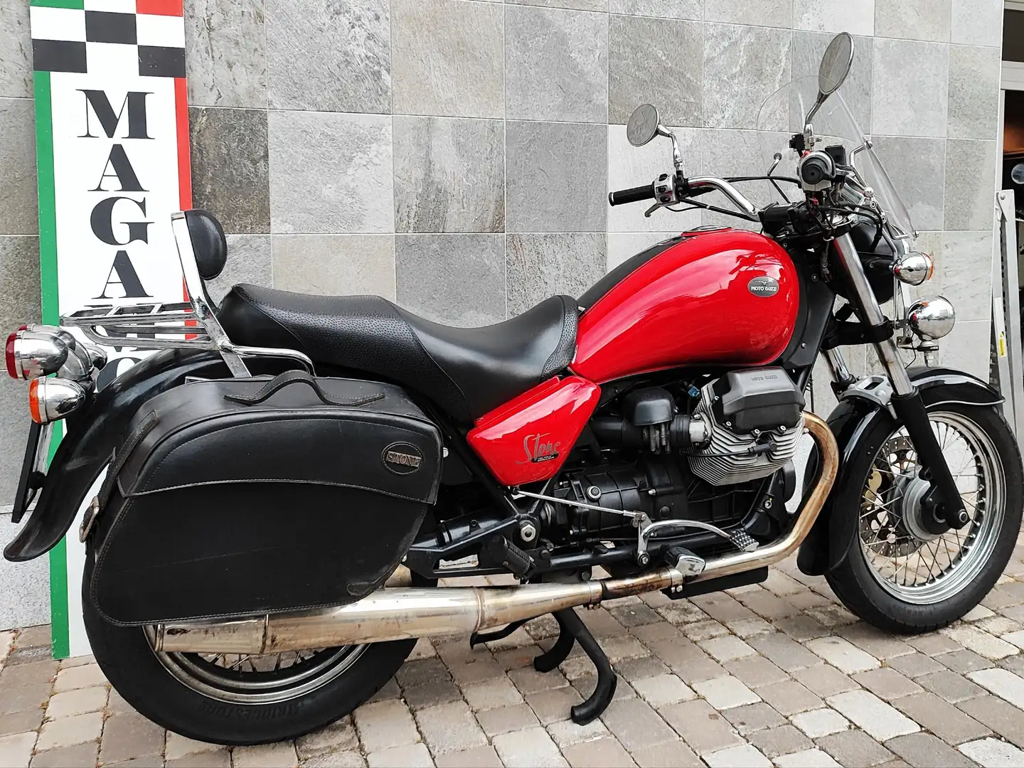Moto Guzzi California 1000 stone Červená - 2