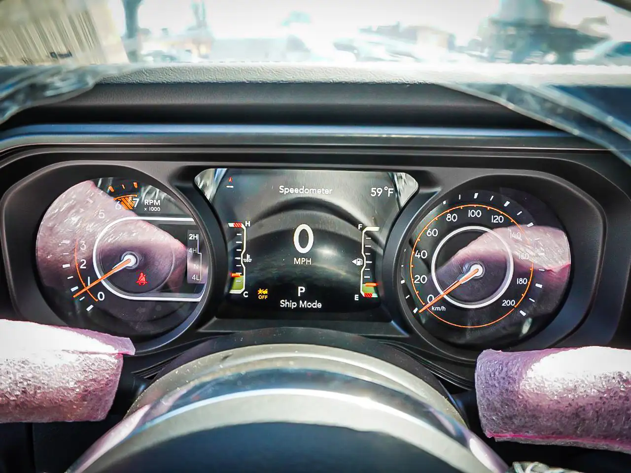 Jeep Wrangler снимка Jeep Wrangler
