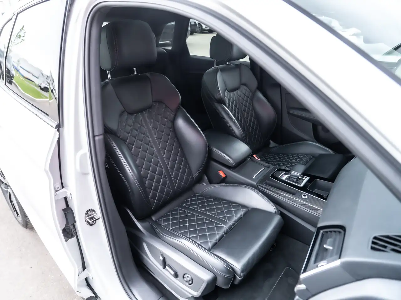 Audi SQ5 fotografie Audi SQ5