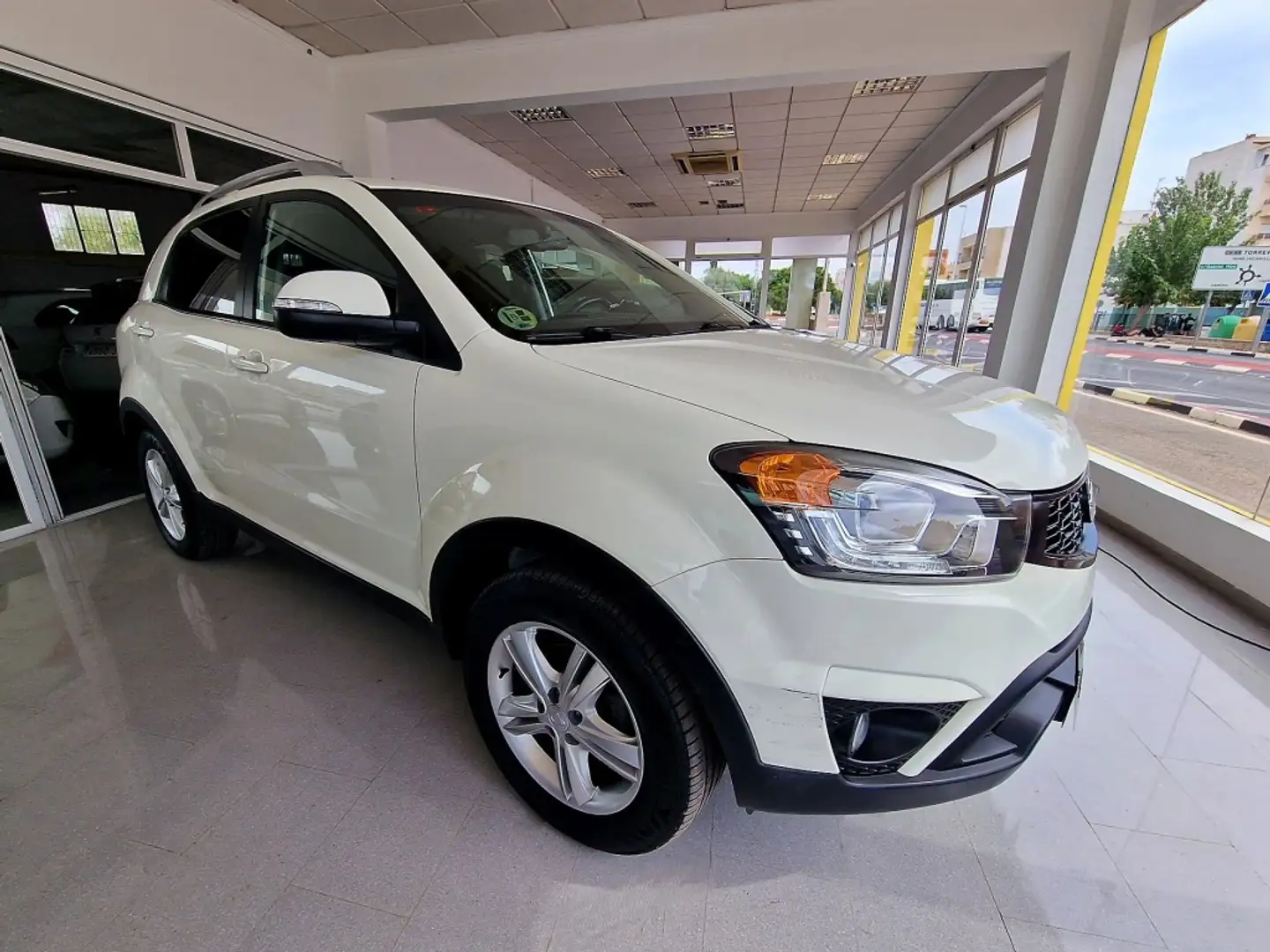SsangYong Korando D20T Premium 4x2 Blanco - 1