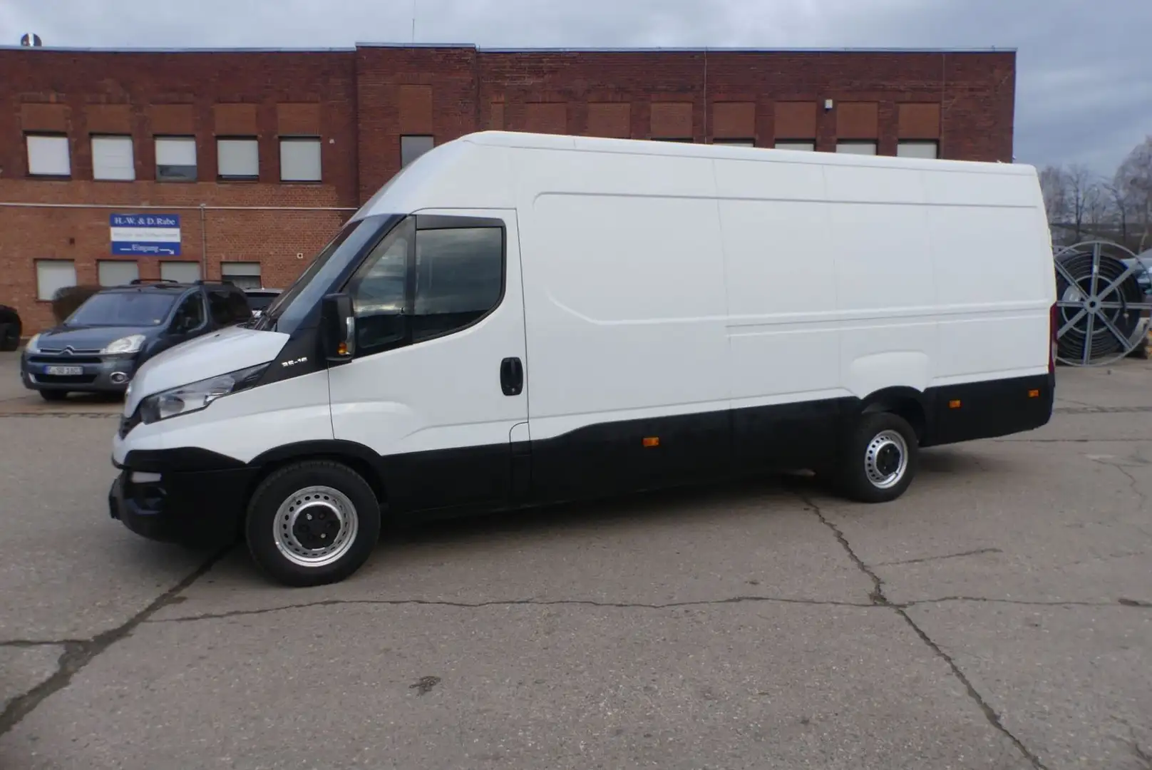 Iveco Daily 2.3 Maxi L5H2*Automatik*Klima*Luftfederung Blanc - 1