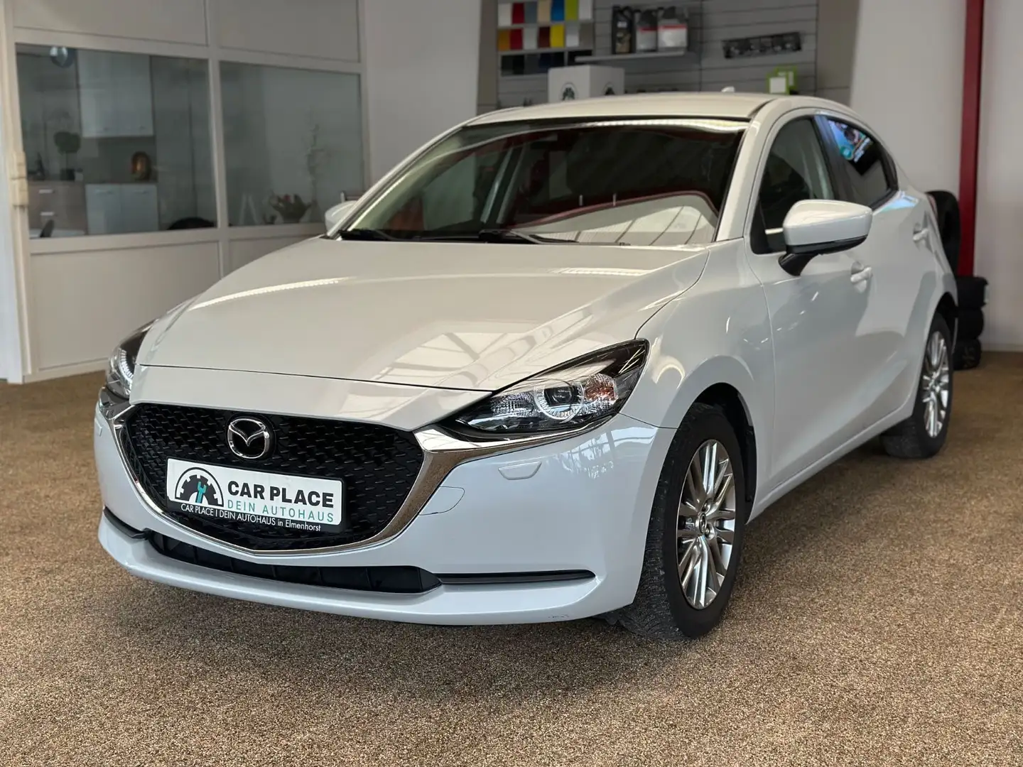 Mazda 2 Hybrid - 1