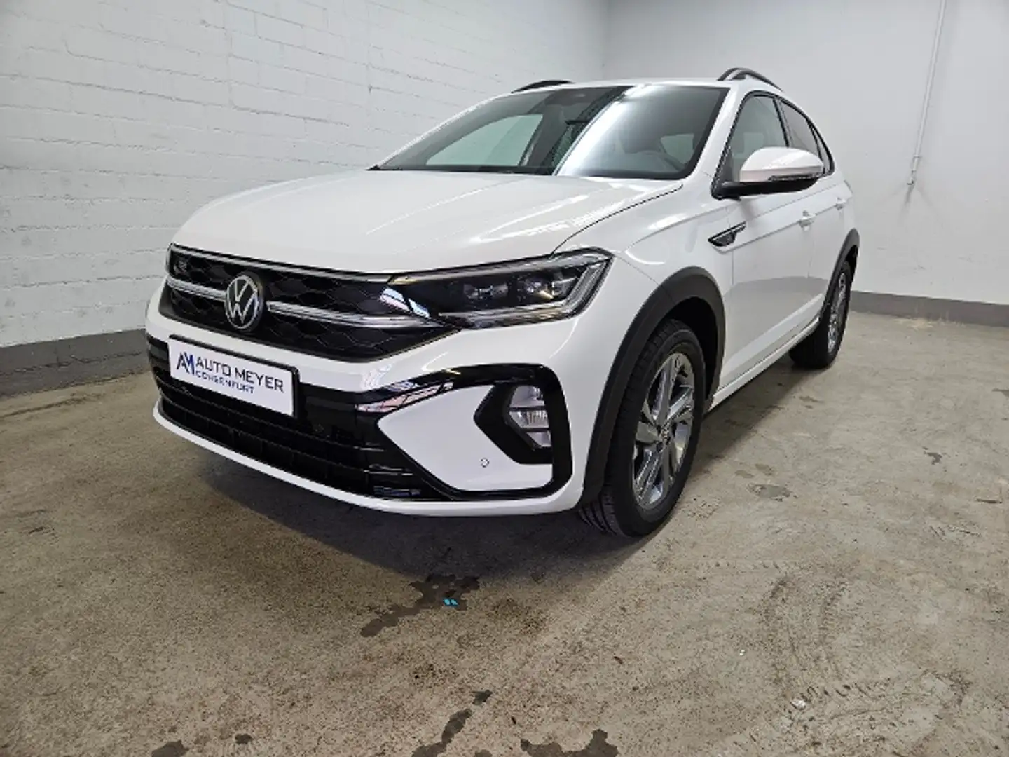 Volkswagen Taigo R-Line 1.0 TSI DSG AHK Navi Rückfahrkamera IQ.Dri Weiß - 2