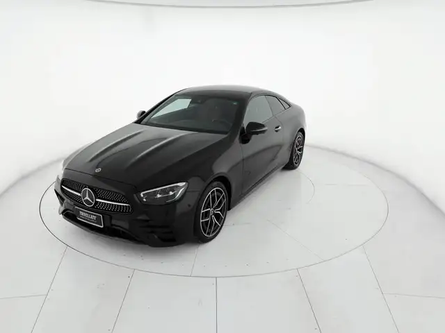 Mercedes-Benz E 300 coupe 300 d mhev (eq-boost) premium plus 4matic au
