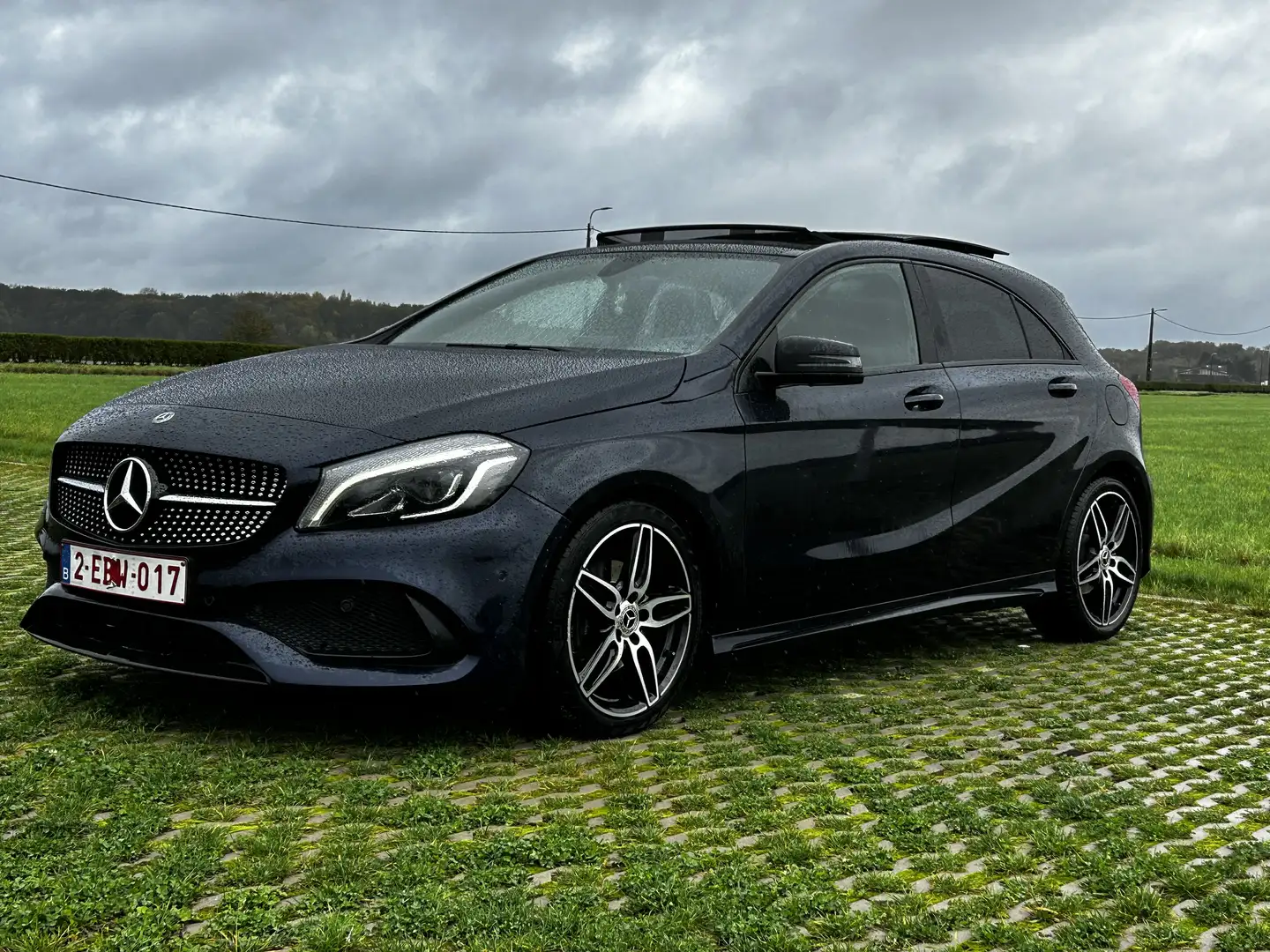 Mercedes-Benz A 180 AMG Line PANO OUVRANT - ALCANTARA - 1