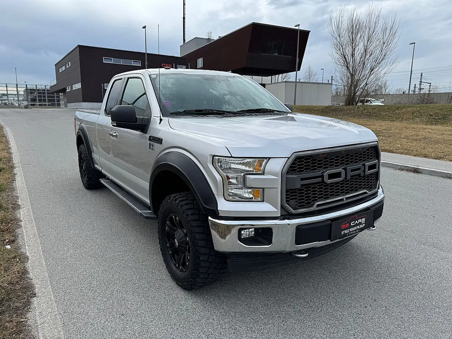 Ford F 150 F-150 F-Serie Supercab XLT Silber - 1