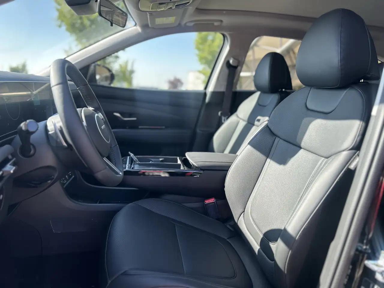 Hyundai TUCSON снимка Hyundai TUCSON