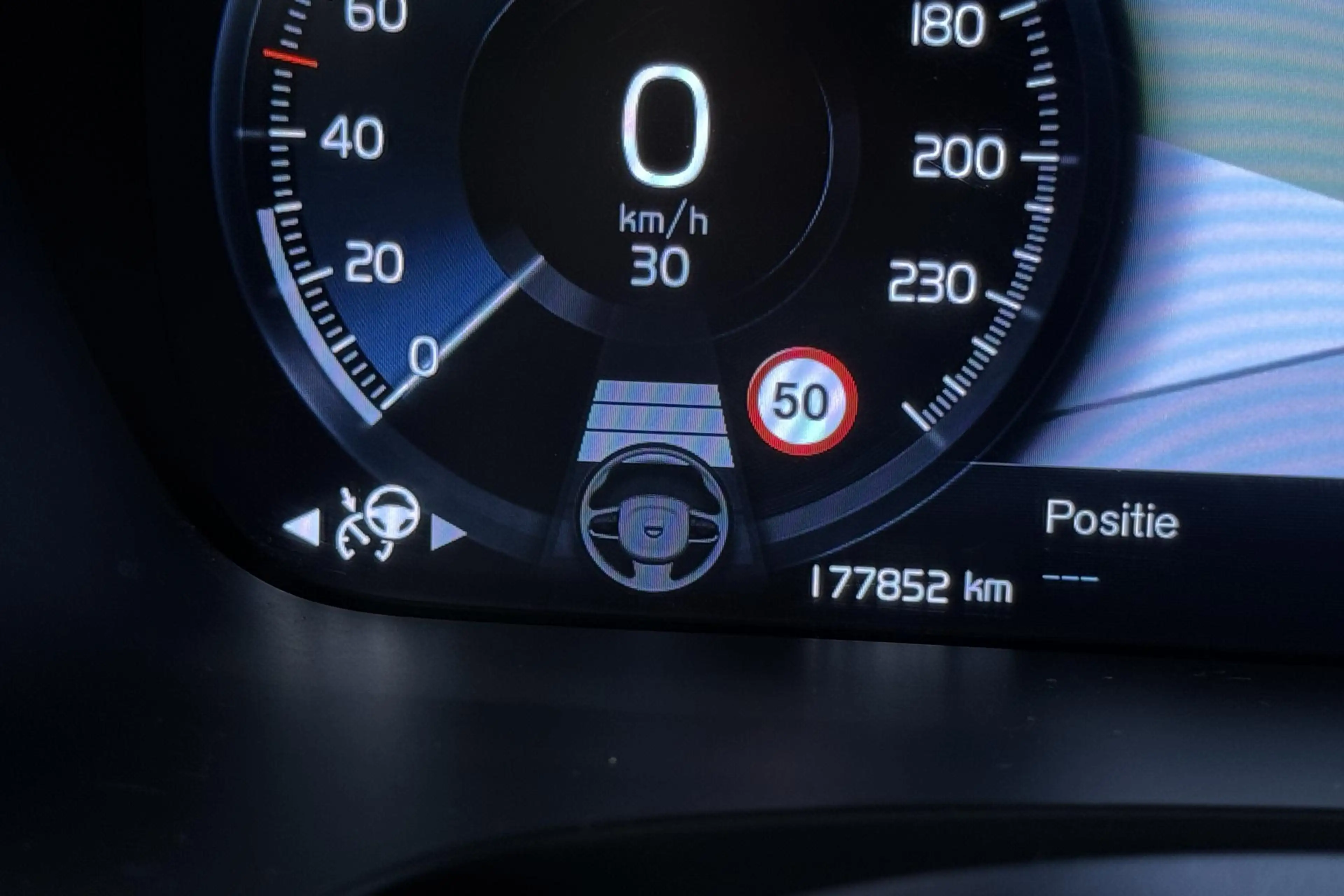 Volvo V90 2.0 D3 R-Design | ACC | Trekhaak | BLIS | Camera | — photo 21