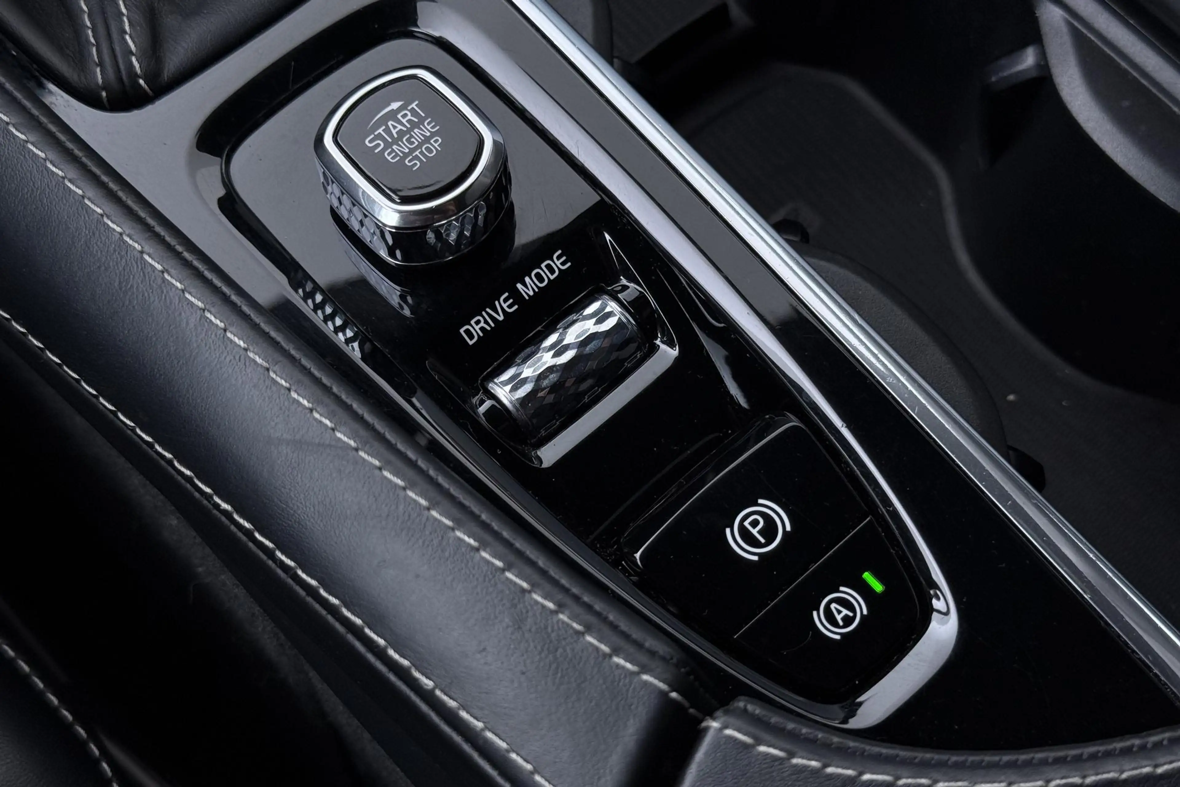 Volvo V90 2.0 D3 R-Design | ACC | Trekhaak | BLIS | Camera | — photo 36