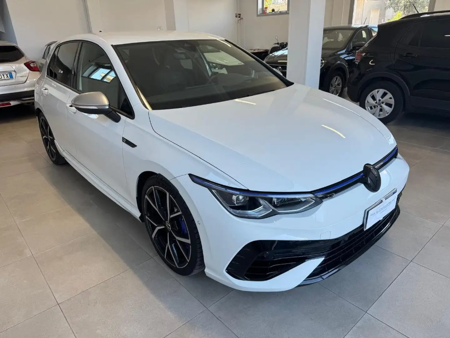 Volkswagen Golf 2.0 TSI R DSG 4Motion Bianco - 2