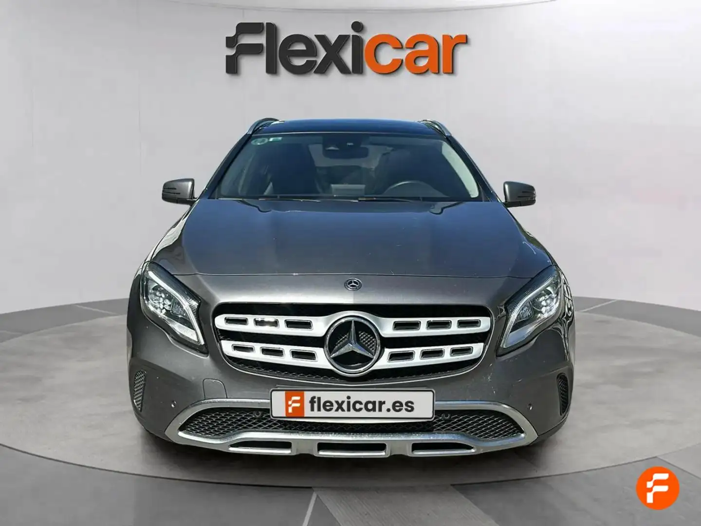 Mercedes-Benz GLA 200 d Gris - 2