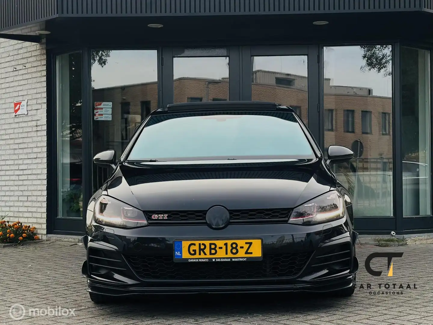 Volkswagen Golf GTI 2.0 TSI TCR|PANO|ARMYTRIX|STAGE2|DYNAUDIO Zwart - 2