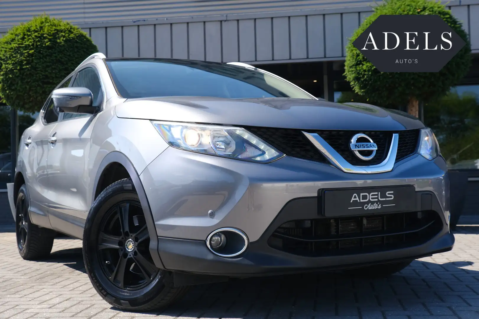 Nissan Qashqai 1.2 Edition Panodak Trekhaak 360 Camera Grijs - 1