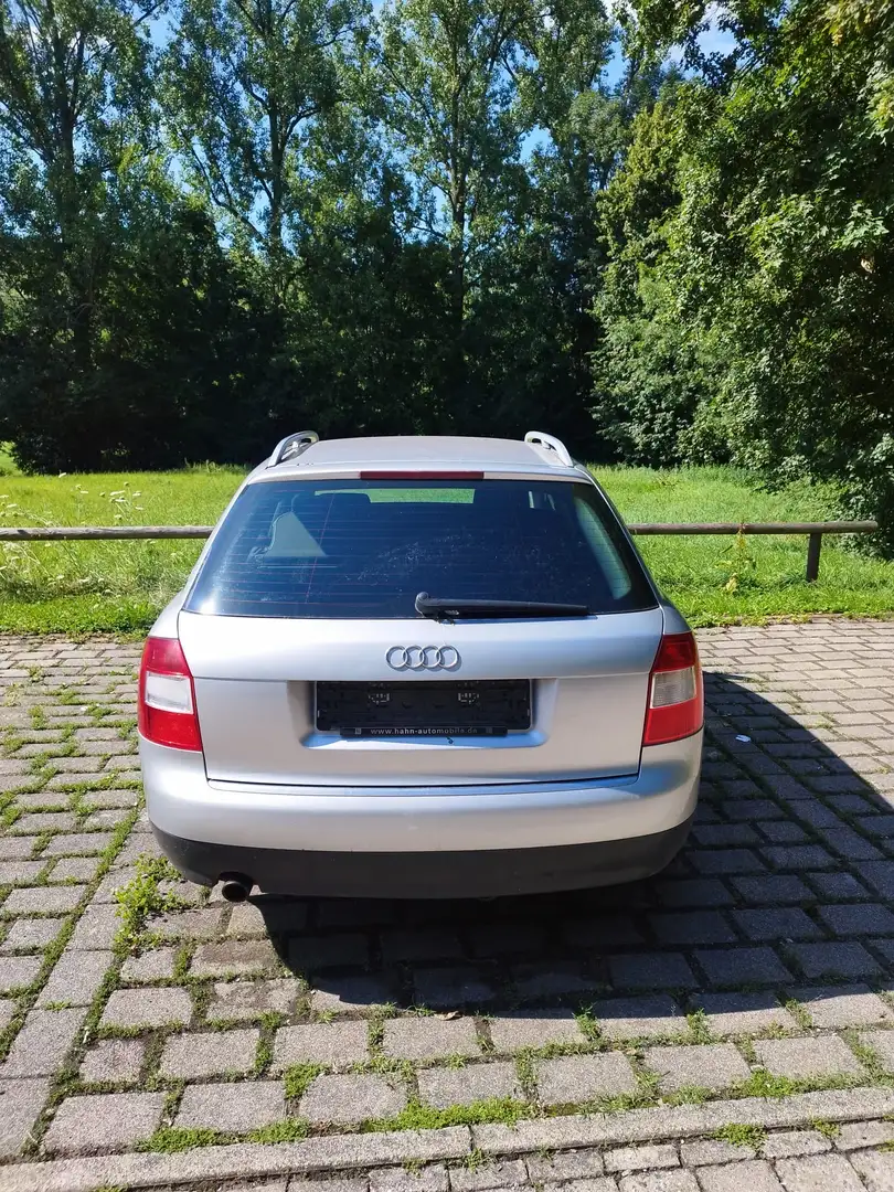 Audi A4 Avant 2.0 - 2