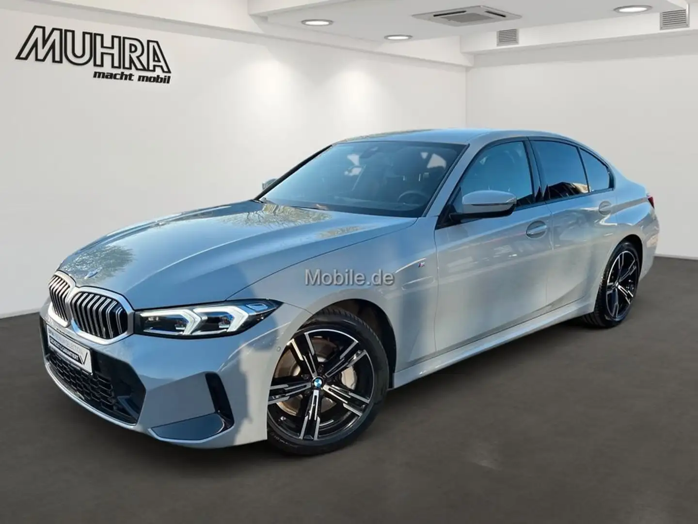 BMW 330 d xDrive Limousine M Sport LC Prof. HUD AHK Memory Grey - 2