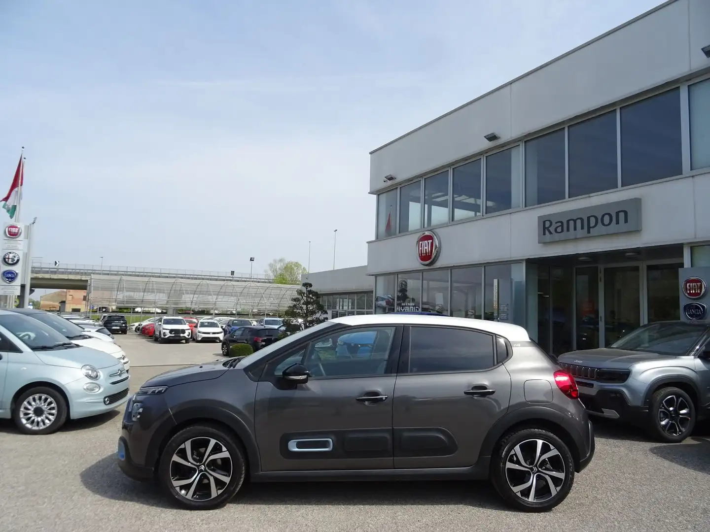 Citroen C3 PureTech 110 S&S EAT6 Elle Gris - 2