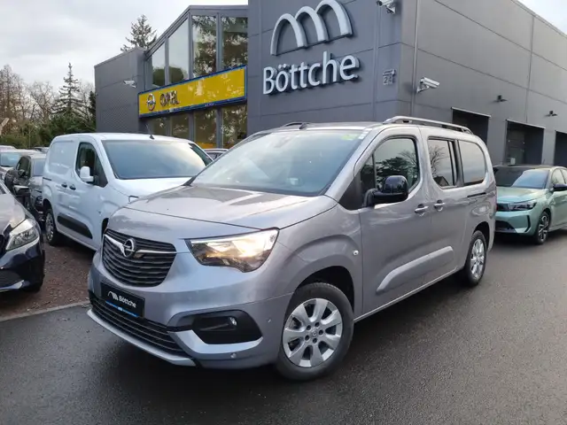 Opel Combo-e Life Ultimate 7-Sitze/Navi/HUD/180°Kamera