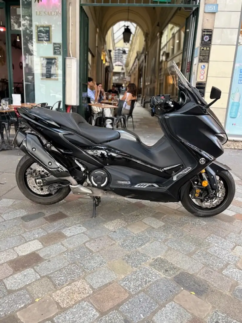 Yamaha TMAX 560 Czarny - 1