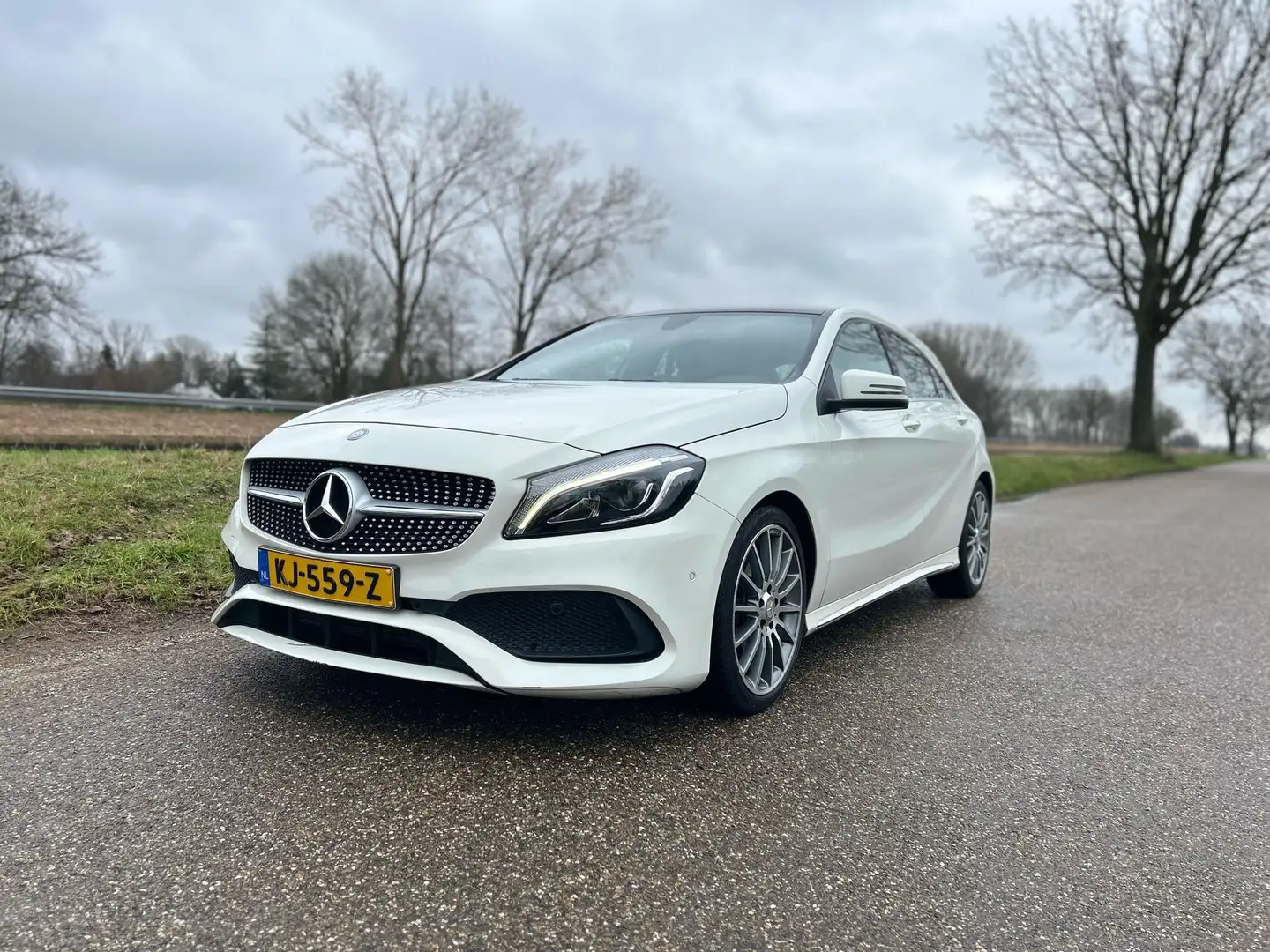 Mercedes-Benz A 180 AMG Wit - 1