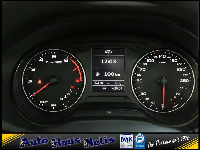 Audi Q2 view 12