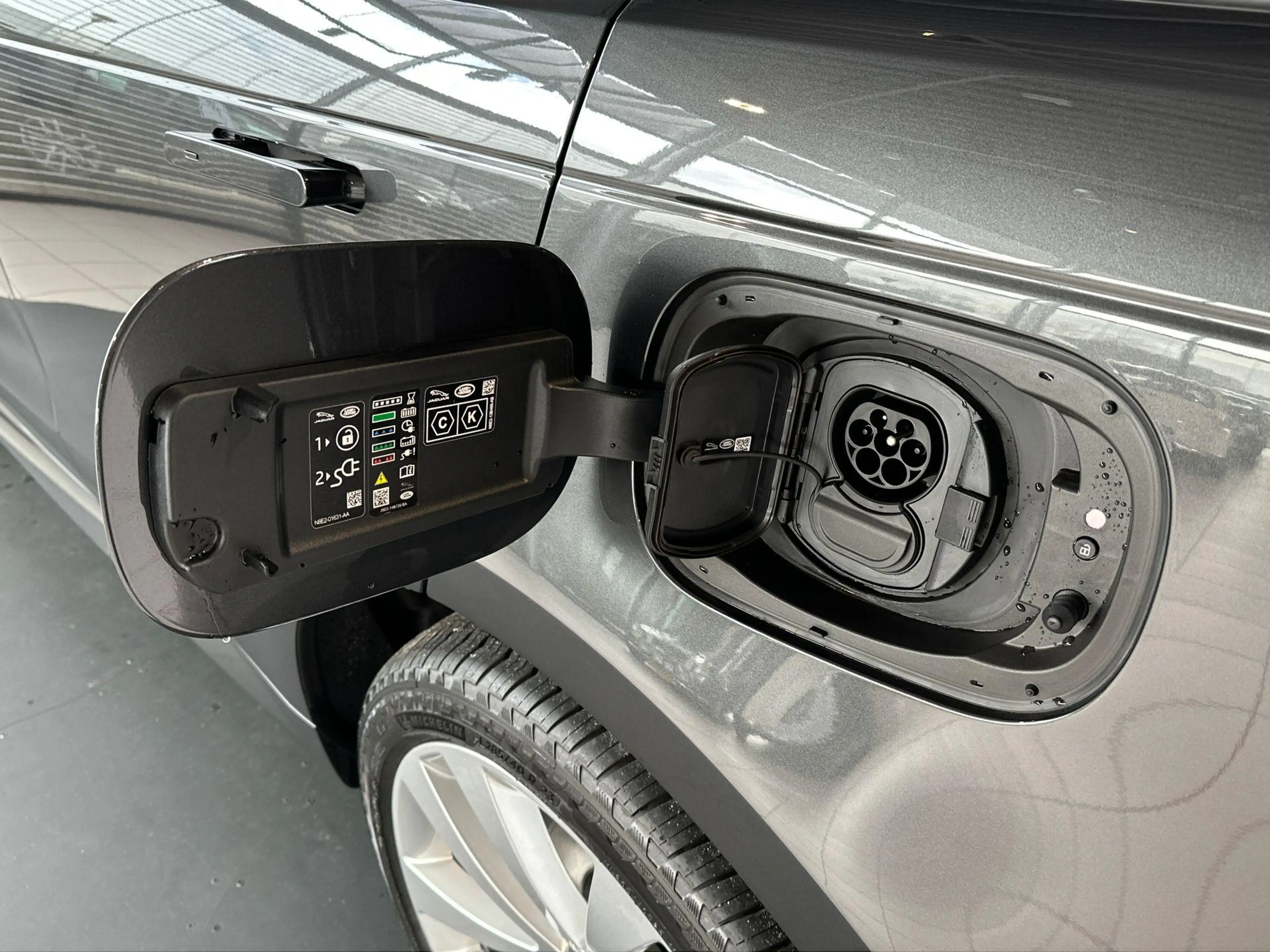 Land Rover Range Rover Sport P460e DYNAMIC HSE -PANO.DAK|23"LM|PREMIUM UPG.INT. — photo 22