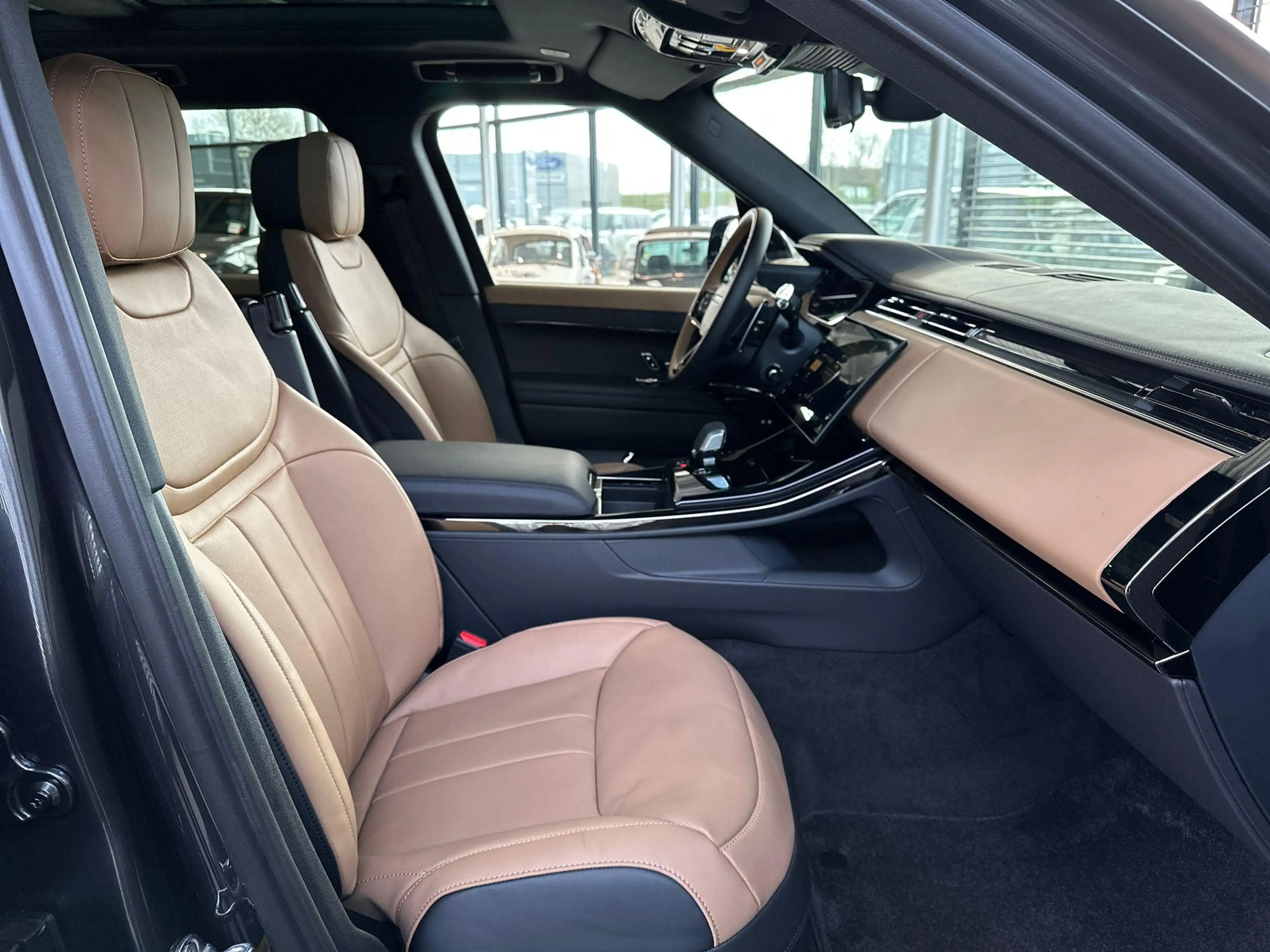 Land Rover Range Rover Sport P460e DYNAMIC HSE -PANO.DAK|23"LM|PREMIUM UPG.INT. — photo 3