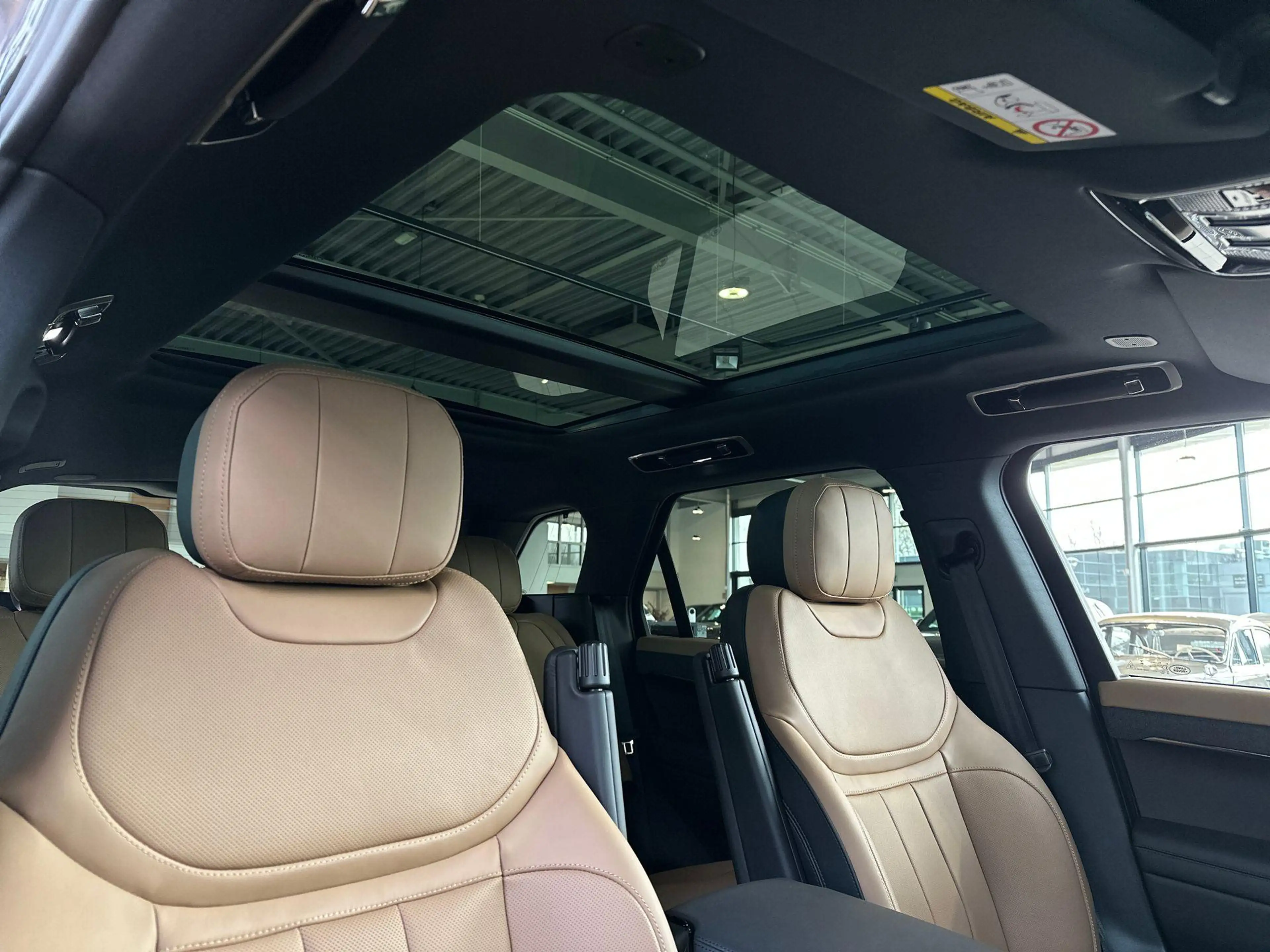 Land Rover Range Rover Sport P460e DYNAMIC HSE -PANO.DAK|23"LM|PREMIUM UPG.INT. — photo 13