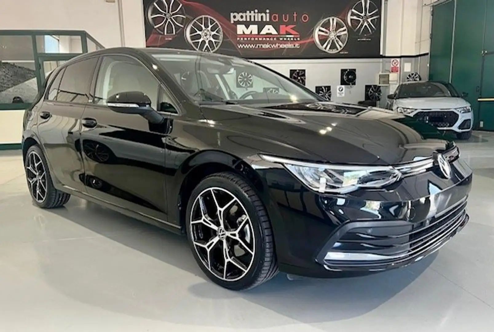 Volkswagen Golf 2.0 tdi Move Style 115cv dsg Nero - 2