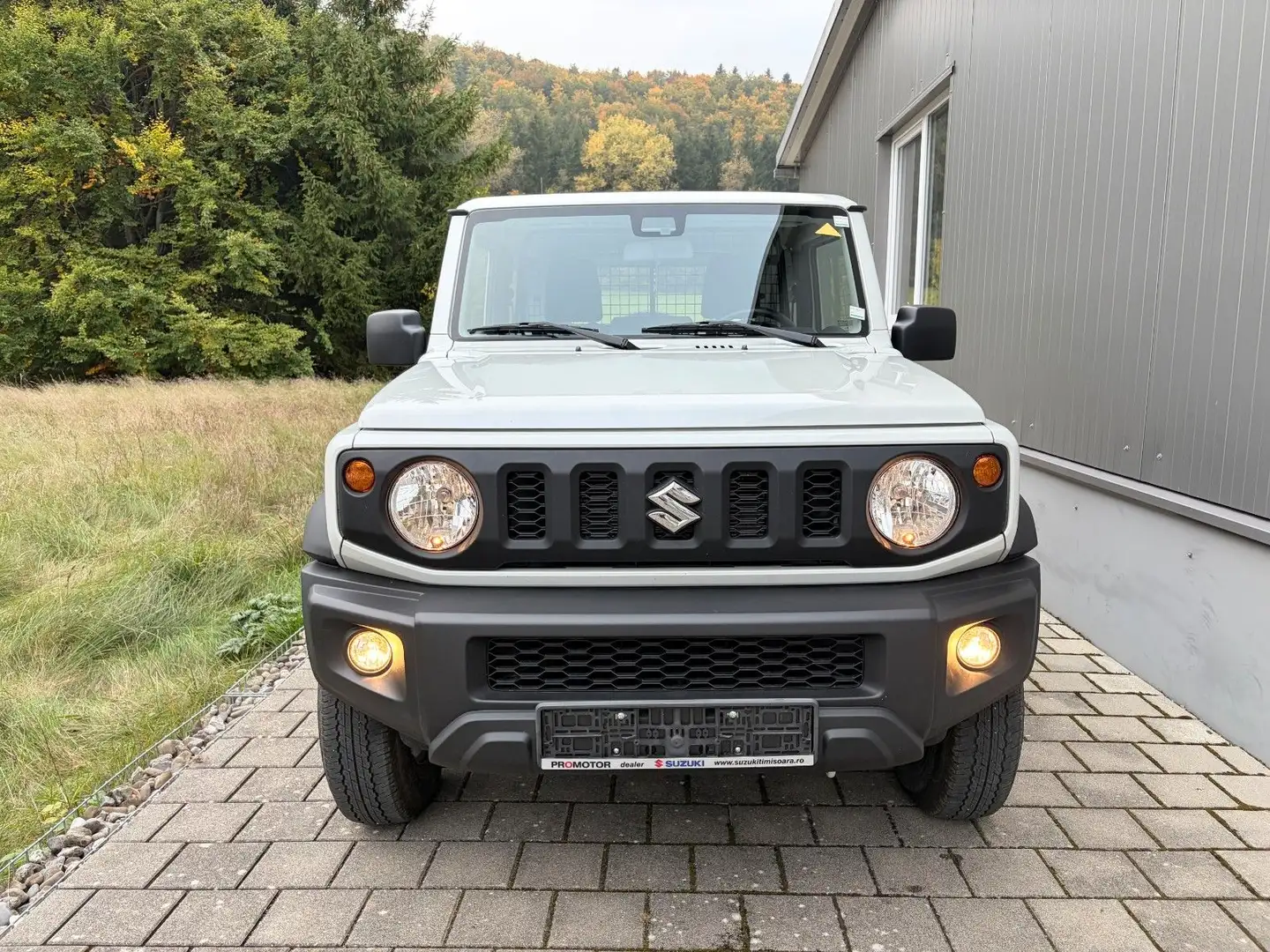 Suzuki Jimny Comfort AllGrip NEUWERTIG Weiß - 2