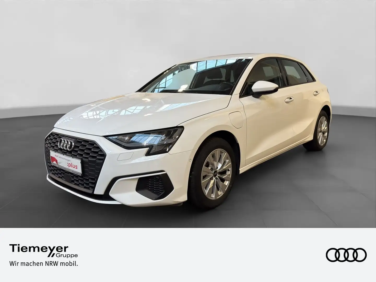 Audi A3 40 TFSIe VIRTUAL INTERFACE AHZ Wit - 1