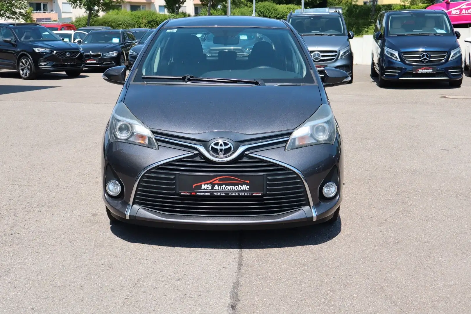 Toyota Yaris 1.33-l-Dual-VVT-i Klima_Kamera_Scheckheft Grau - 2