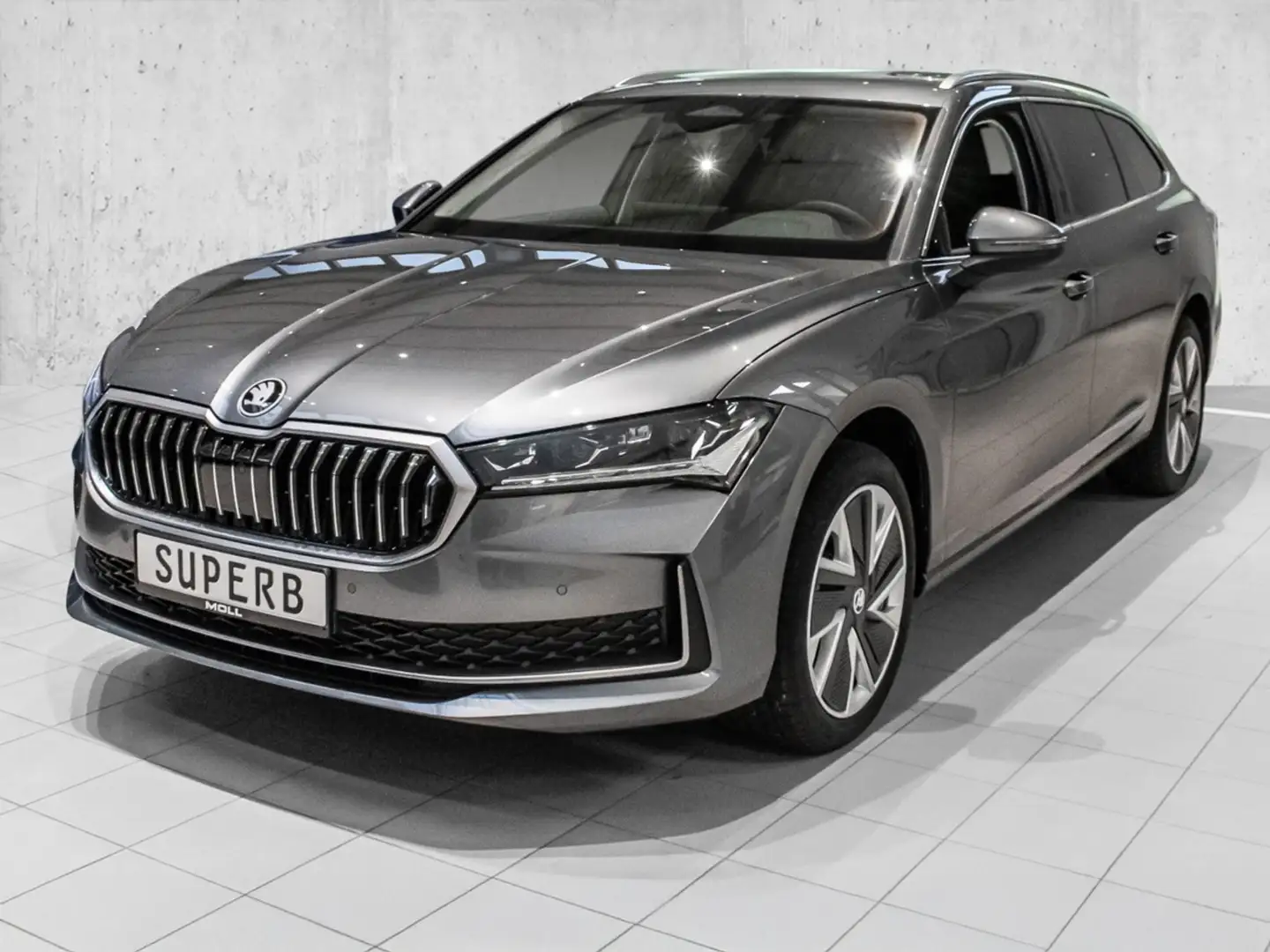 Skoda Superb Combi 110kW 2.0 TDI DSG Selection LED ACC Grau - 2