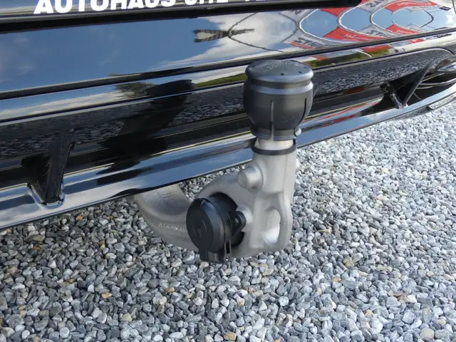 Mercedes-Benz CLA 180 AMG +KeyGo+AHK+SHZ+360°+MBeam+Supersceen Ansicht 23