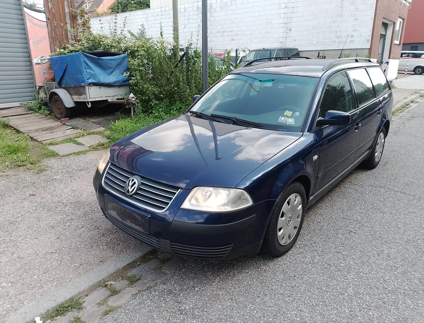 Volkswagen Passat Variant 1.6,AHK.Tüv NEU Bleu - 1