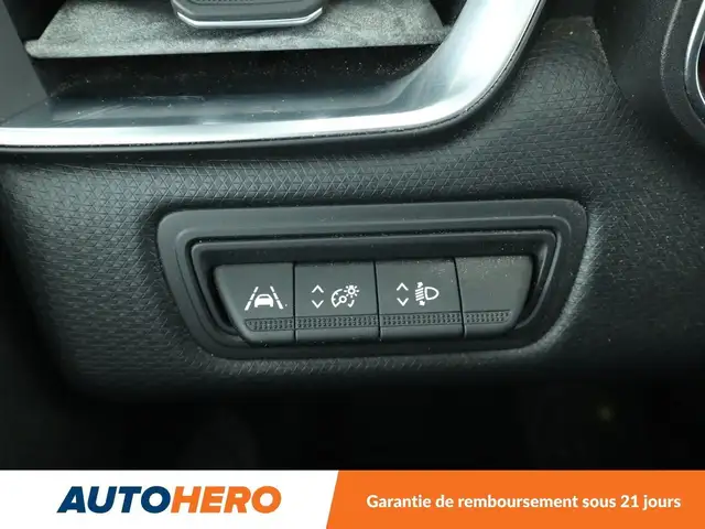 Renault Clio view 30