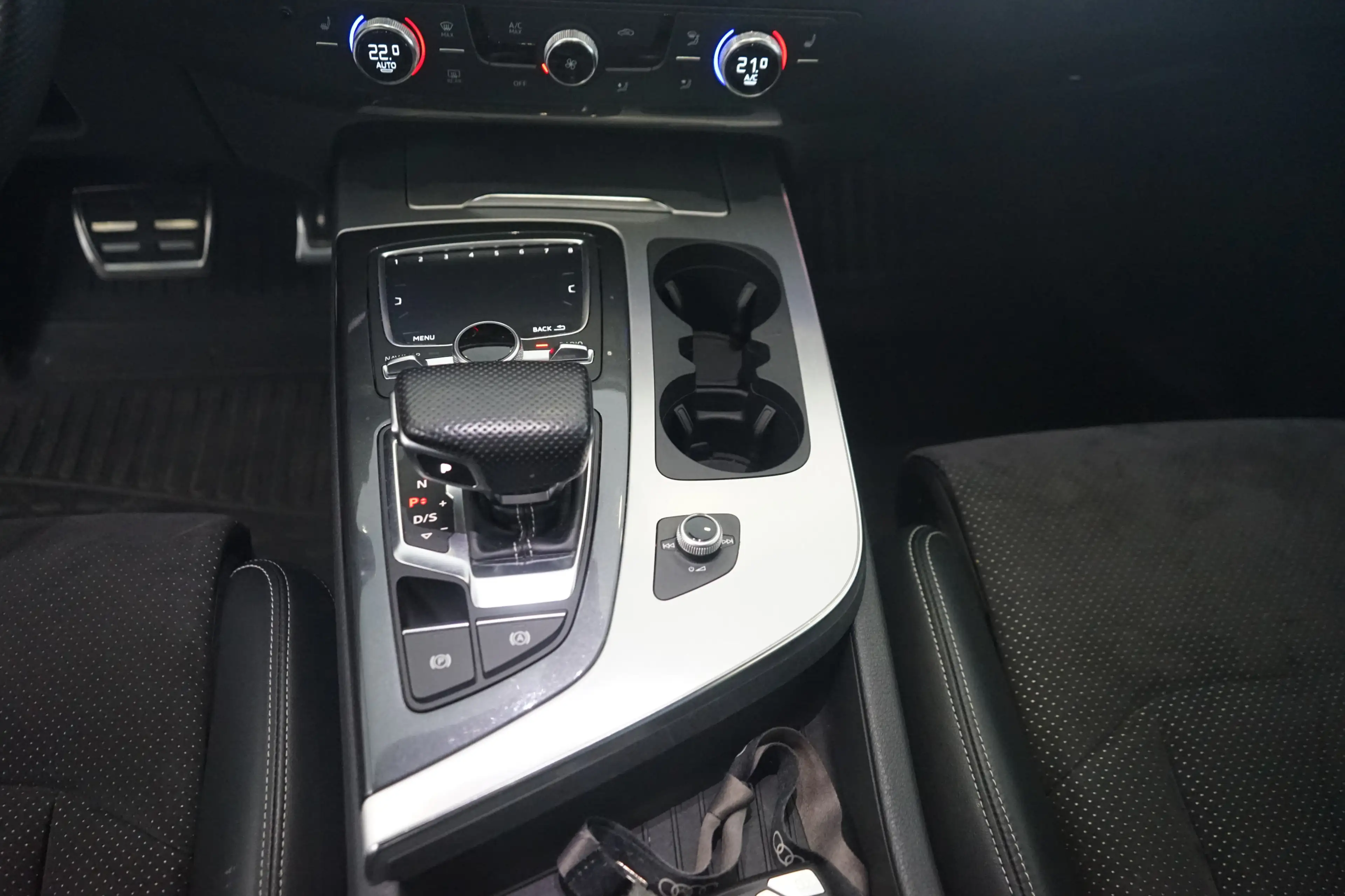 Audi Q7 3.0 TDI quattro+3X S line+NAVI+360KAMERA+PANO+TOT — photo 14