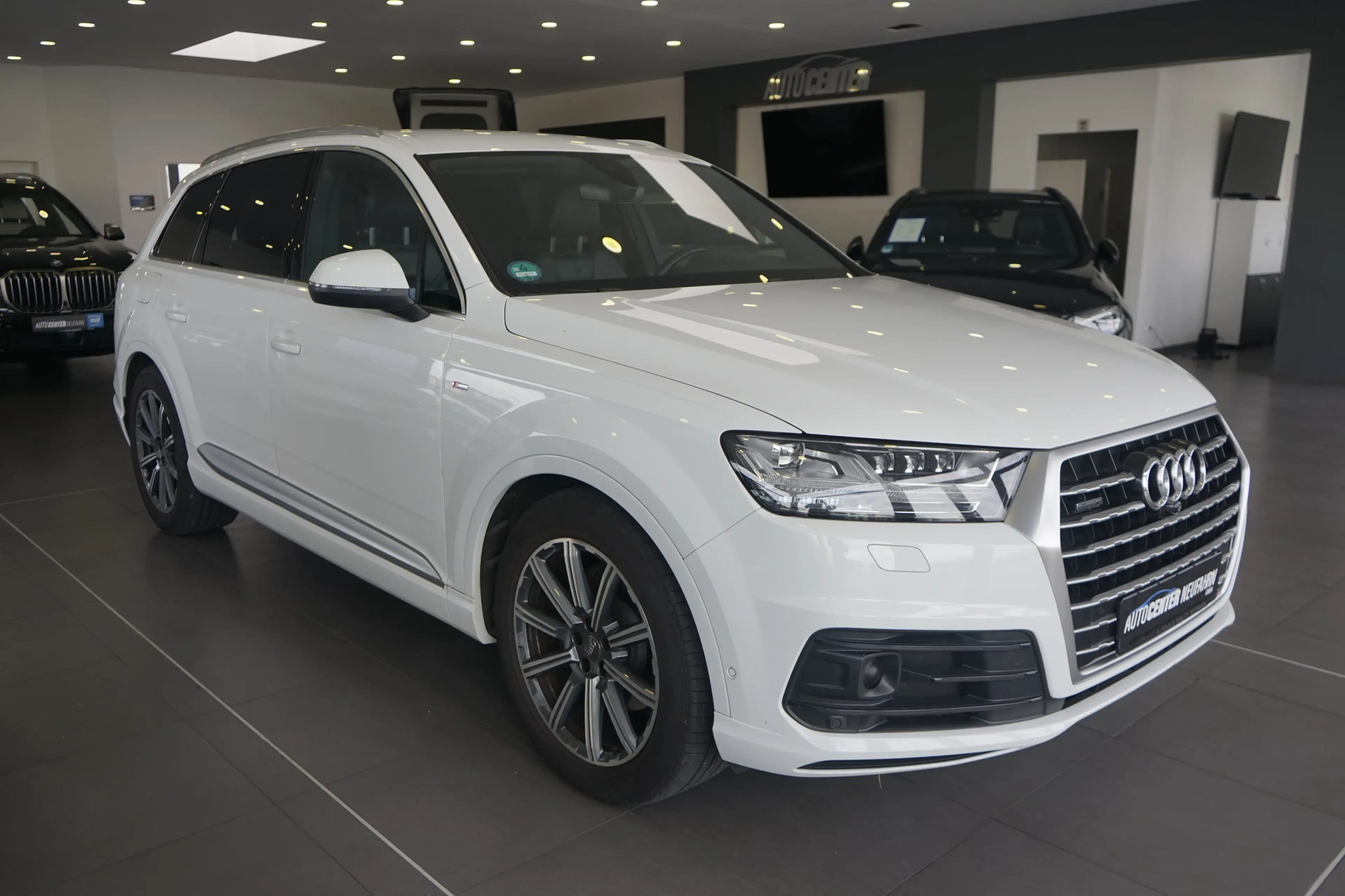 Audi Q7 3.0 TDI quattro+3X S line+NAVI+360KAMERA+PANO+TOT
