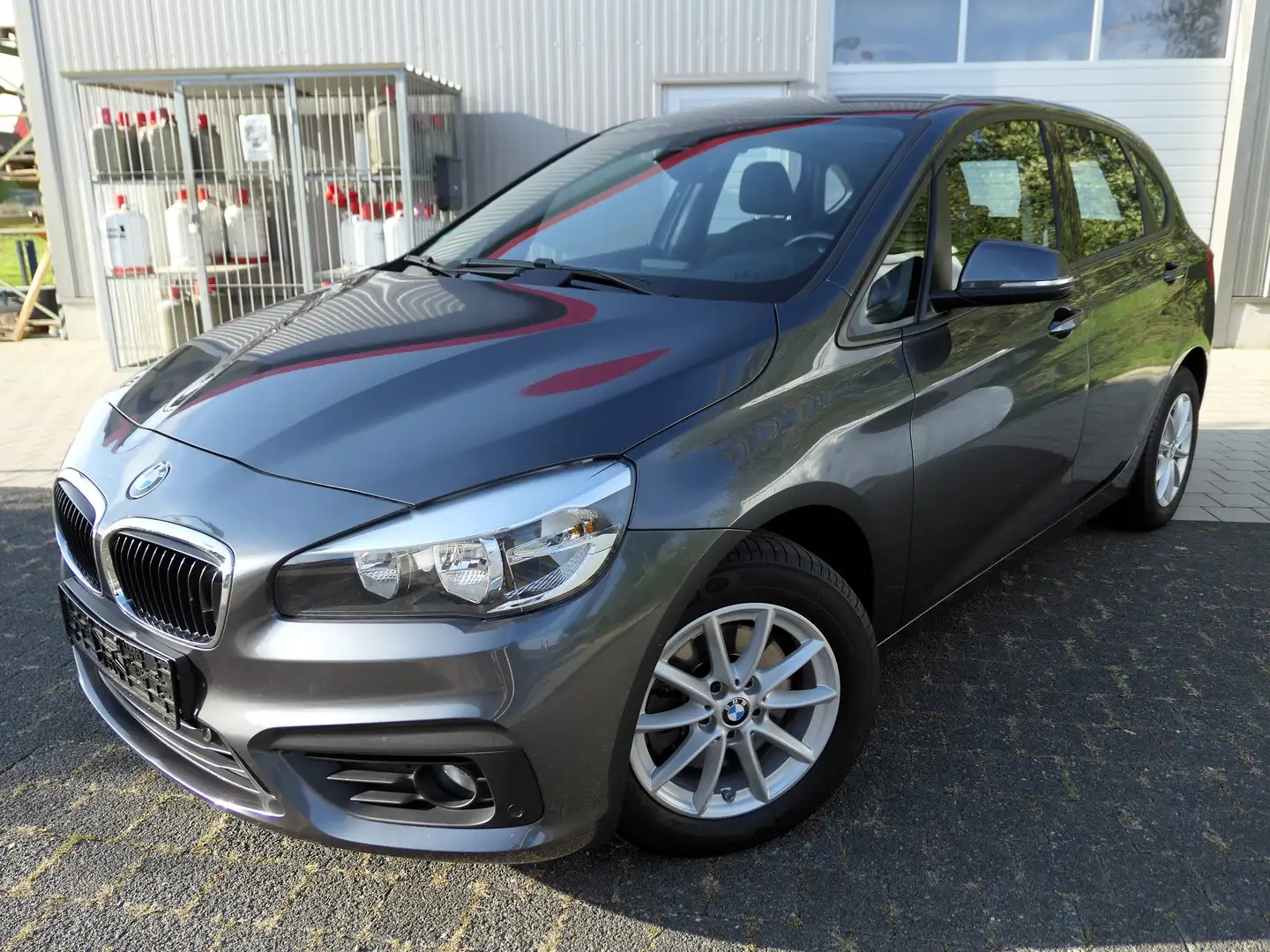 BMW 220 i Active Tourer TÜV neu Led Sport 4 Zylinder! Gris - 2