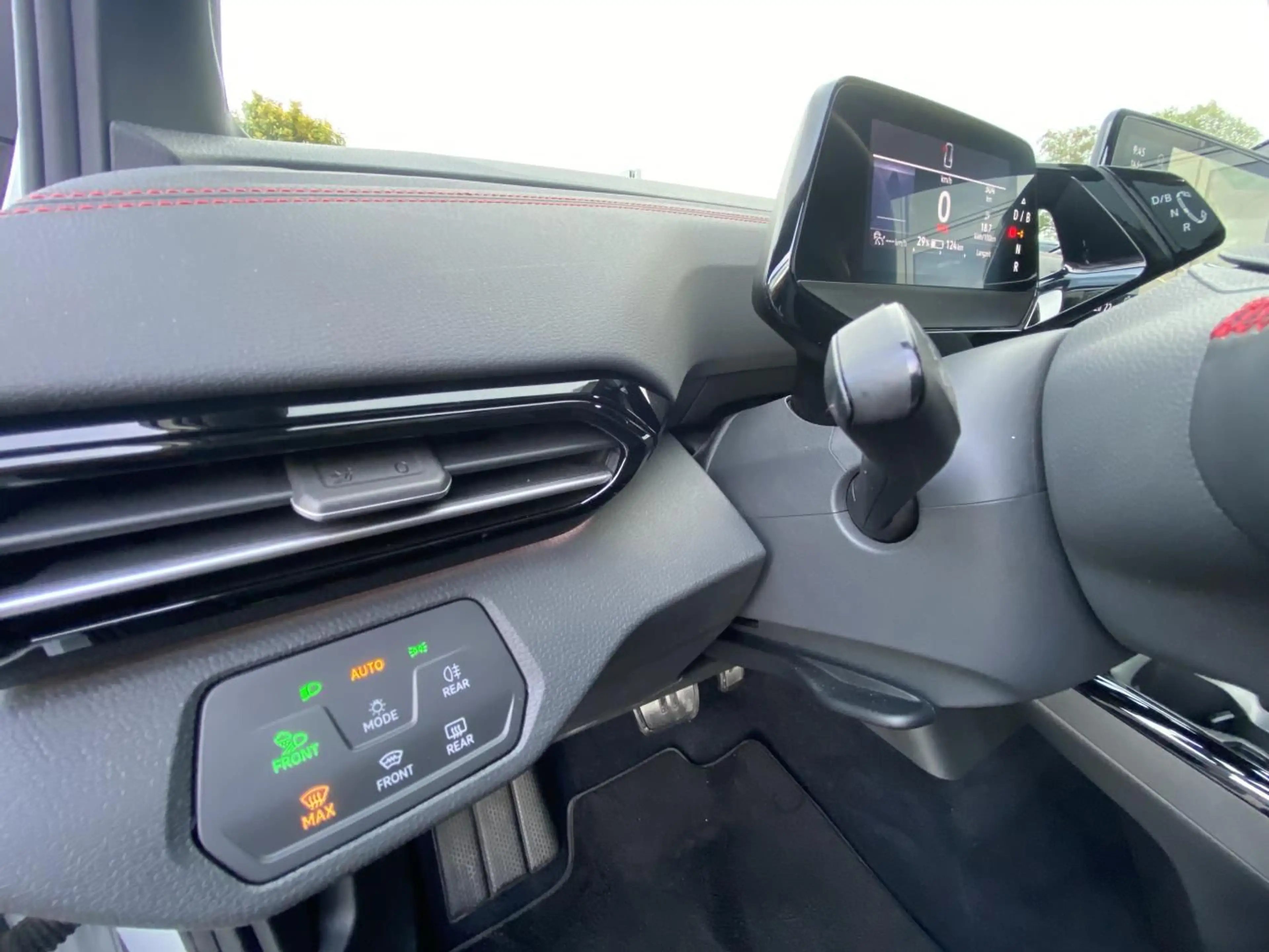 Volkswagen ID.4 GTX 4-MOTION WÄRMEPUMPE+PANORAMA+DYNAUDIO+ — photo 11