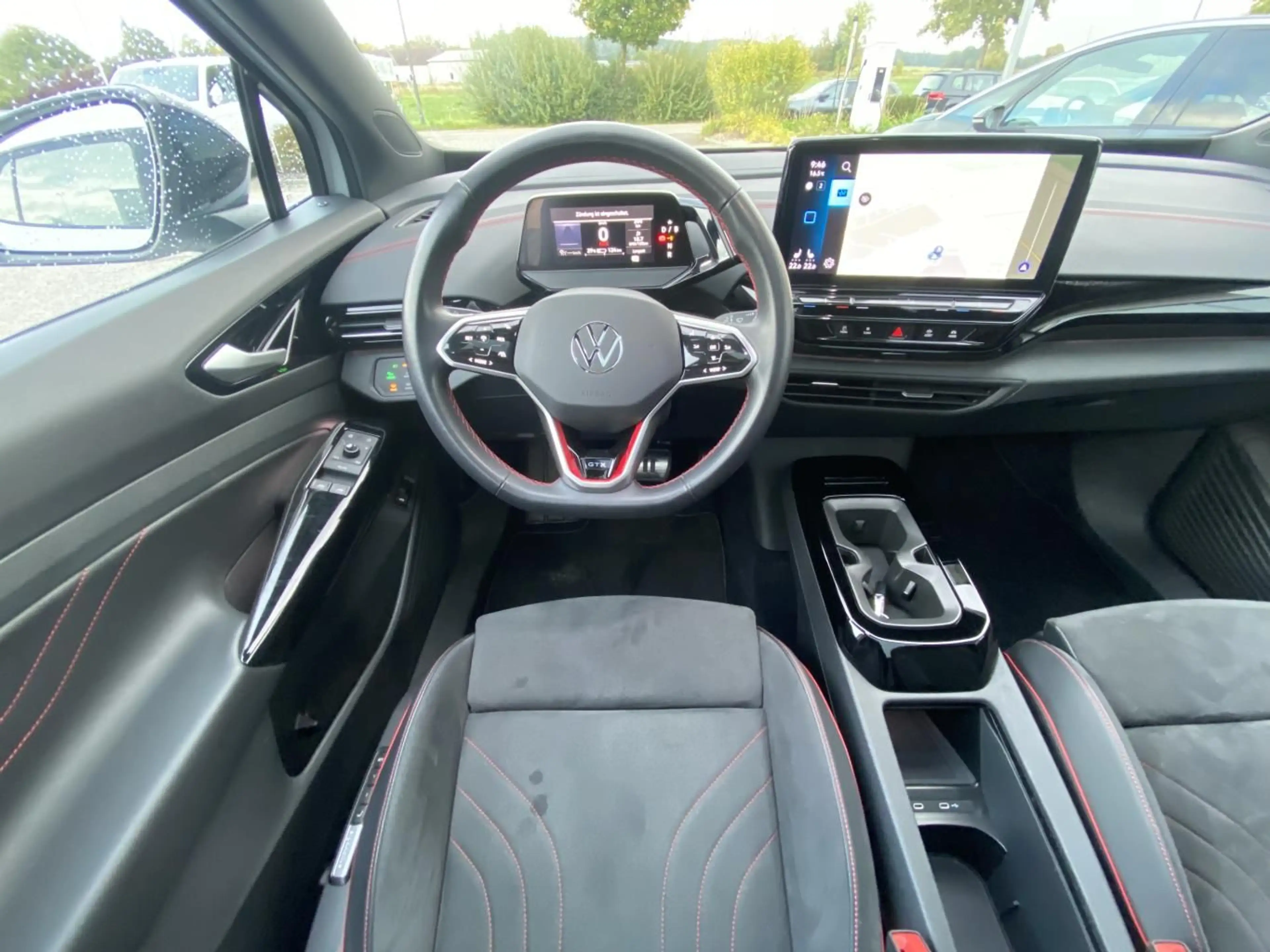 Volkswagen ID.4 GTX 4-MOTION WÄRMEPUMPE+PANORAMA+DYNAUDIO+ — photo 15