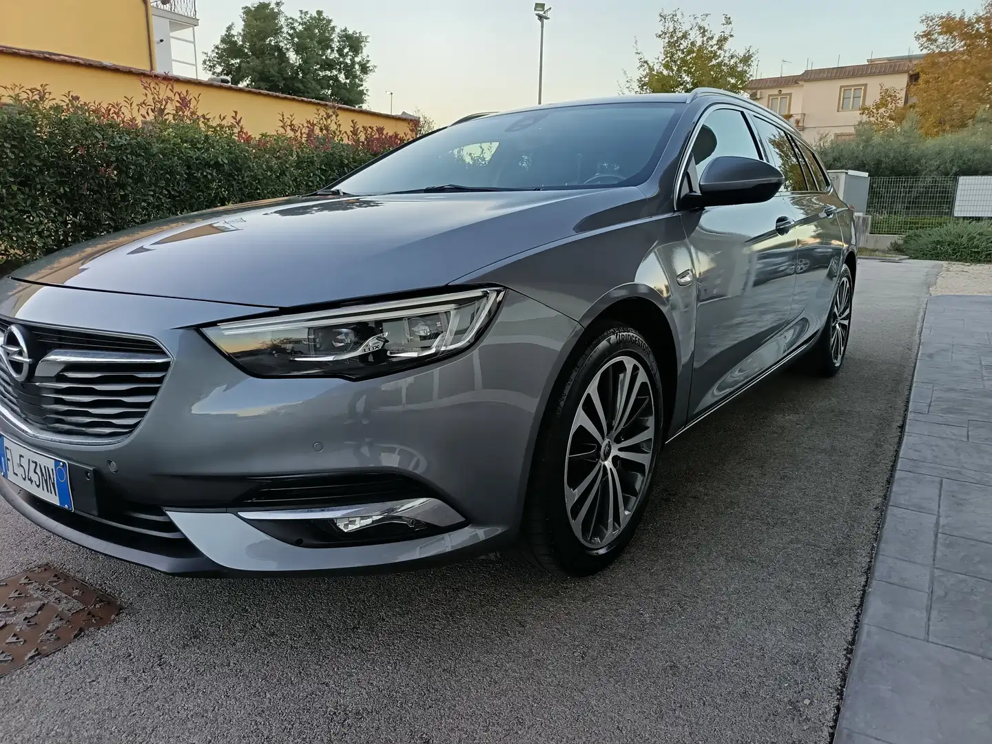 Opel Insignia Insignia II 2017 SportsTourer 2.0 cdti Innovation Gris - 2