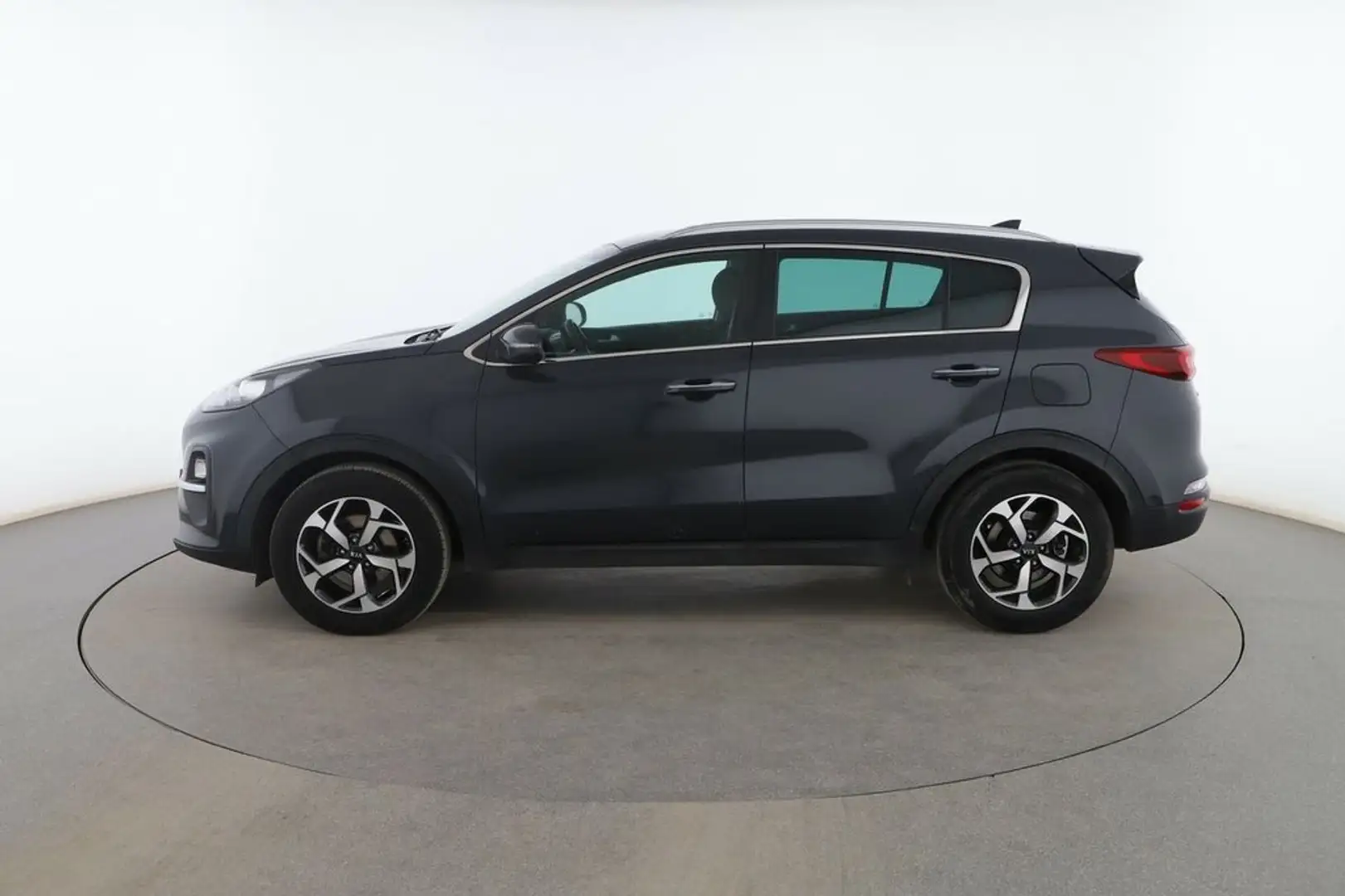 Kia Sportage 1.6 CRDi Mild-Hybrid Drive Plus 2WD Gris - 2
